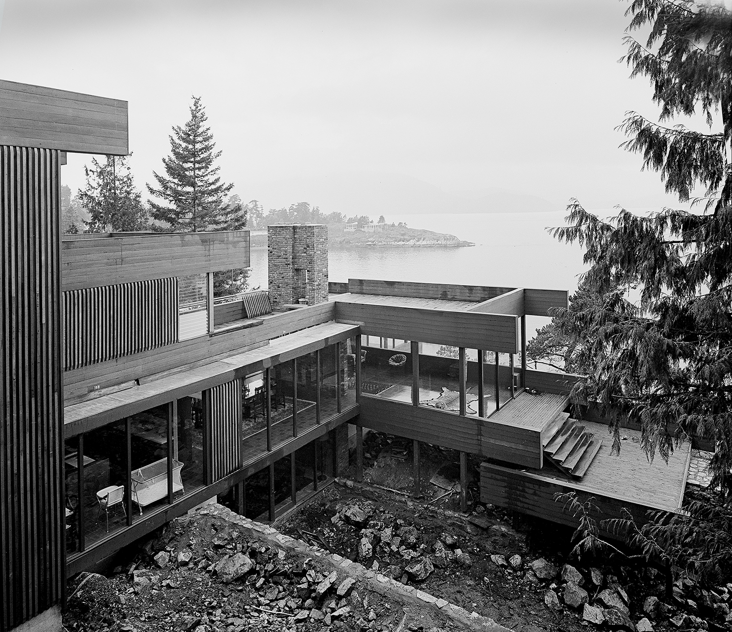 Graham Residence, Erickson/ Massey Architects, 1962. Photo: Selwyn Pullan. Collection of West Vancouver Art Museum.